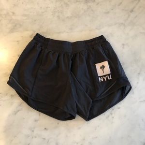 lululemon hottie hot shorts